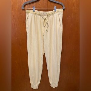 Aerie Bleached Yellow Cotton Lounge Jogger Sweatpants -size Medium